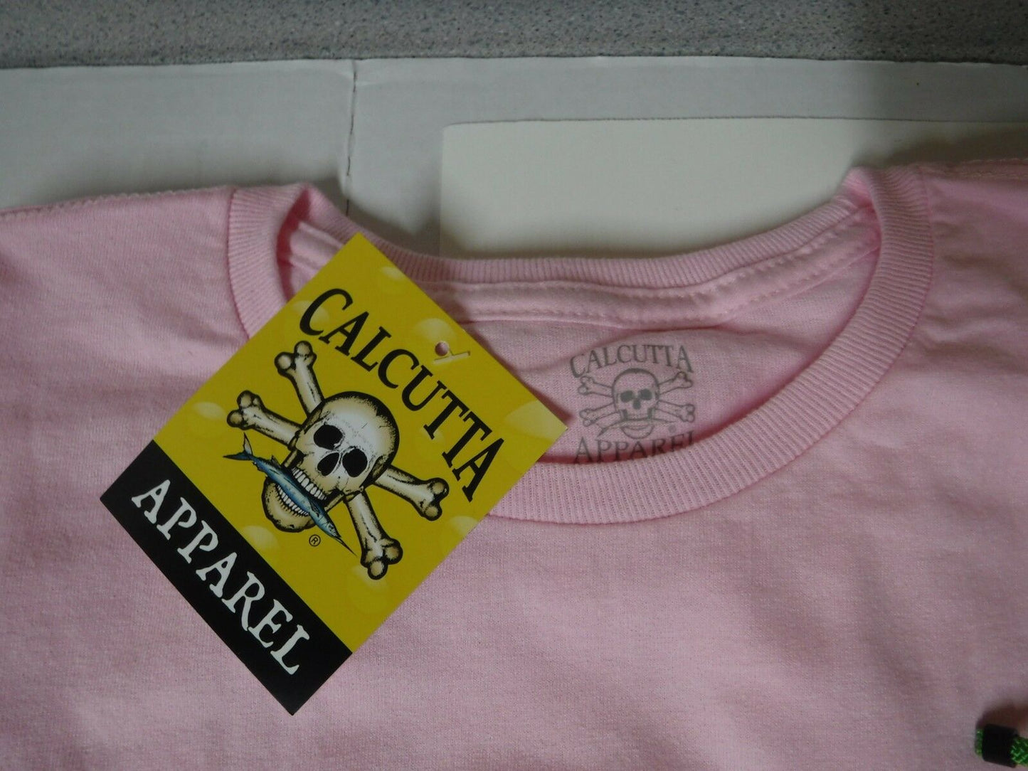 New Authentic Calcutta Short Sleeve Shirt/ Front Pocket/Original Logo Pink XLarge