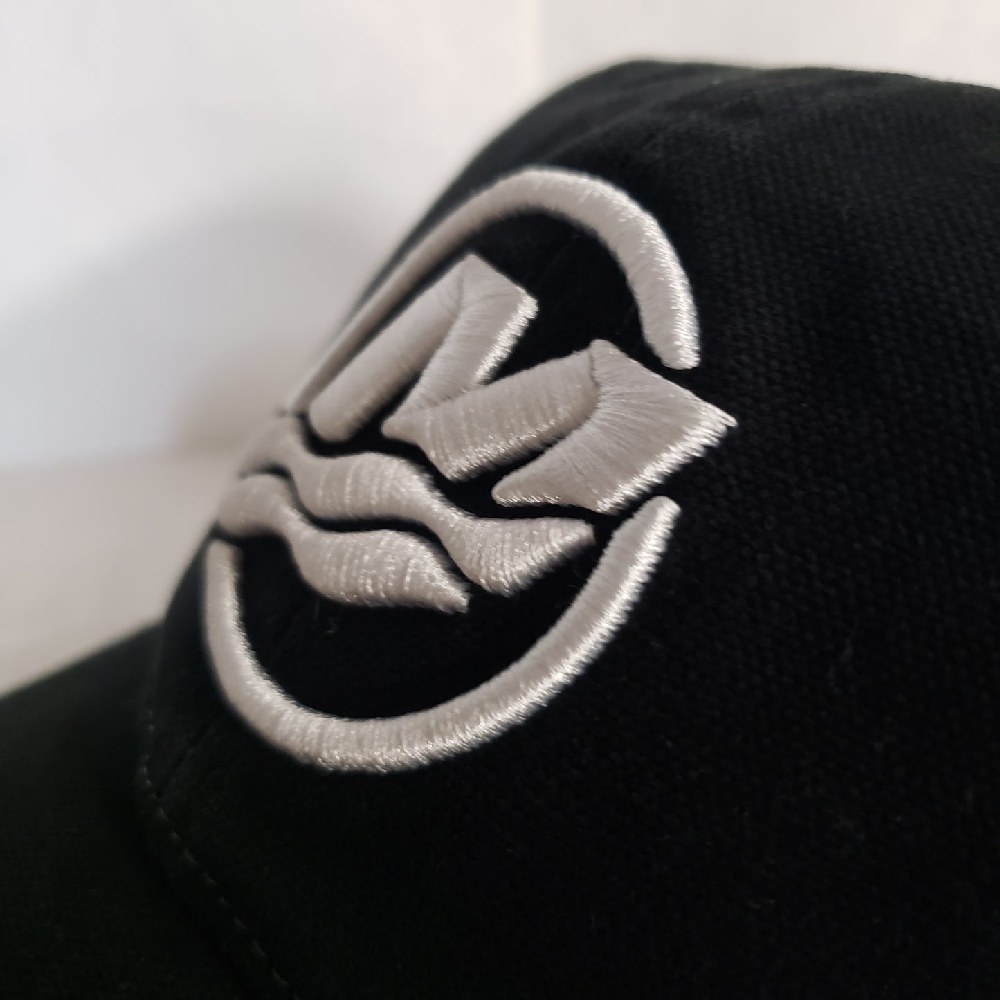 New Mercury Classic Snapback Adjustable Hat-Vintage Black/White Mesh