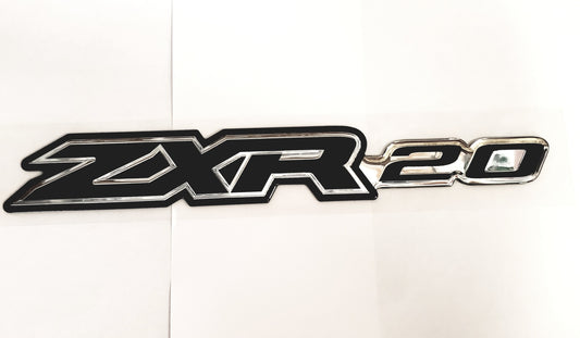 New Skeeter ZXR 20 Emblem-Black/Grid/Chrome-12.5 "