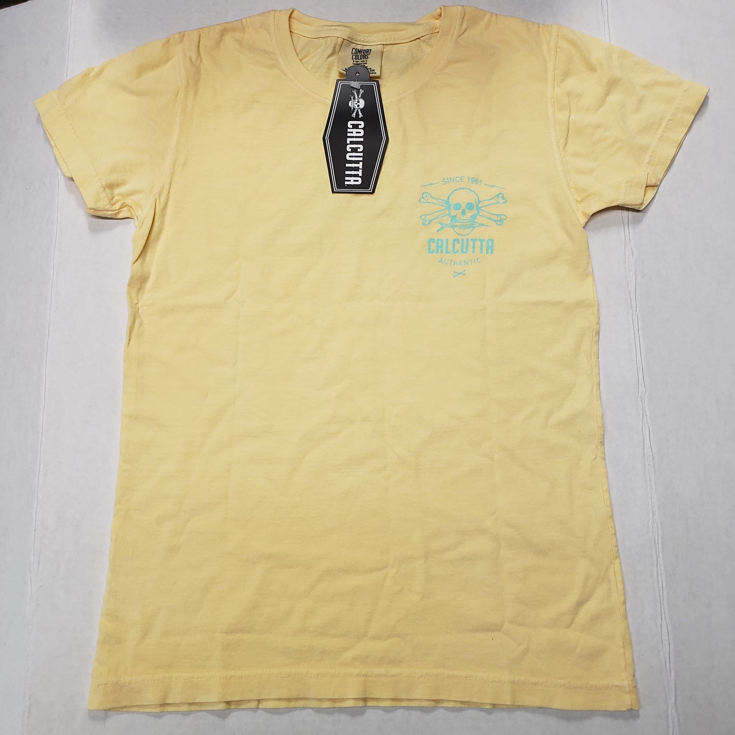 New Authentic Calcutta Ladies Short Sleeve Shirt  Butter/ Front Coastal Blue Original Logo & Back Marlin Small