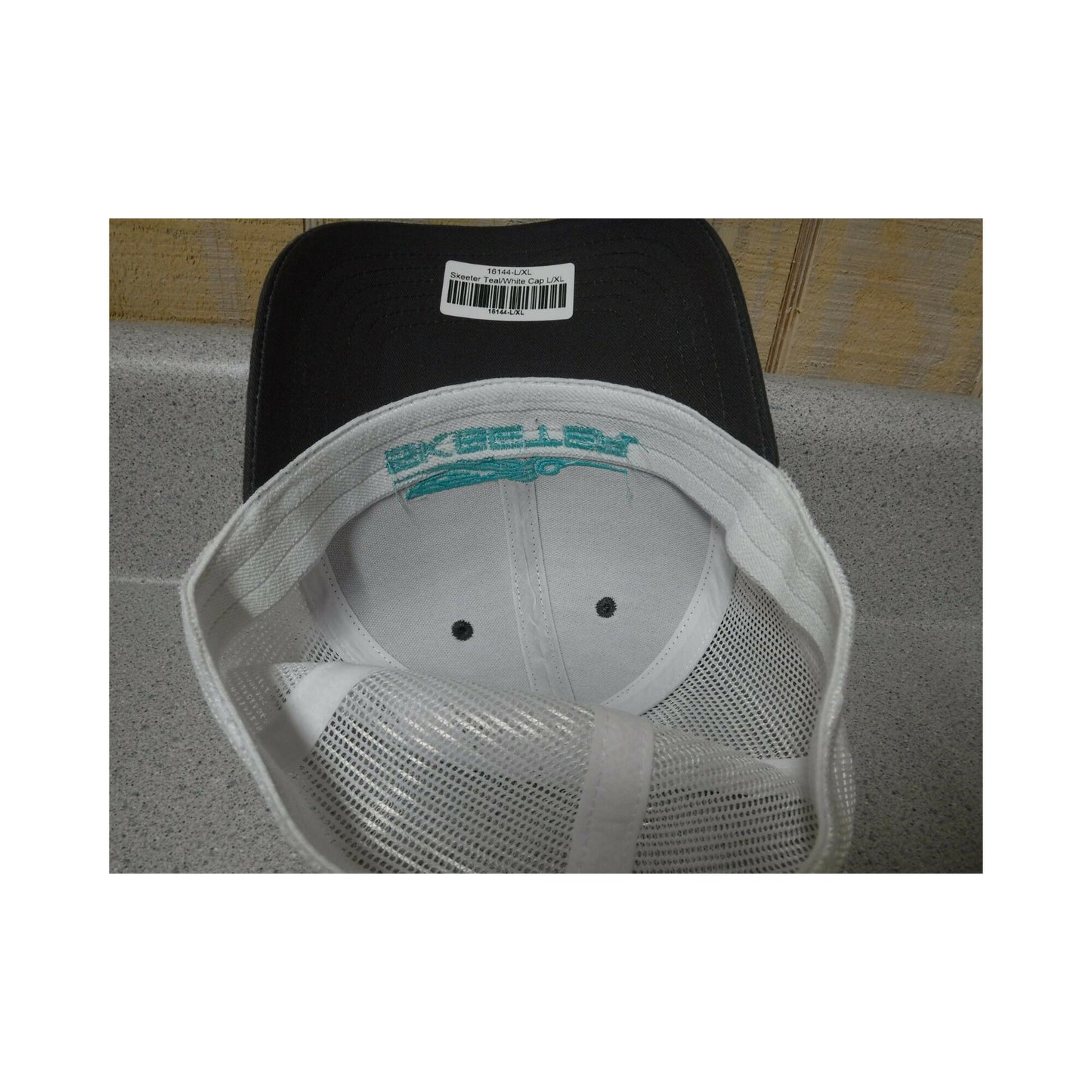 New Authentic Skeeter Hat Limited Edition/ Front Charcoal/ Back White Mesh Large/ XL