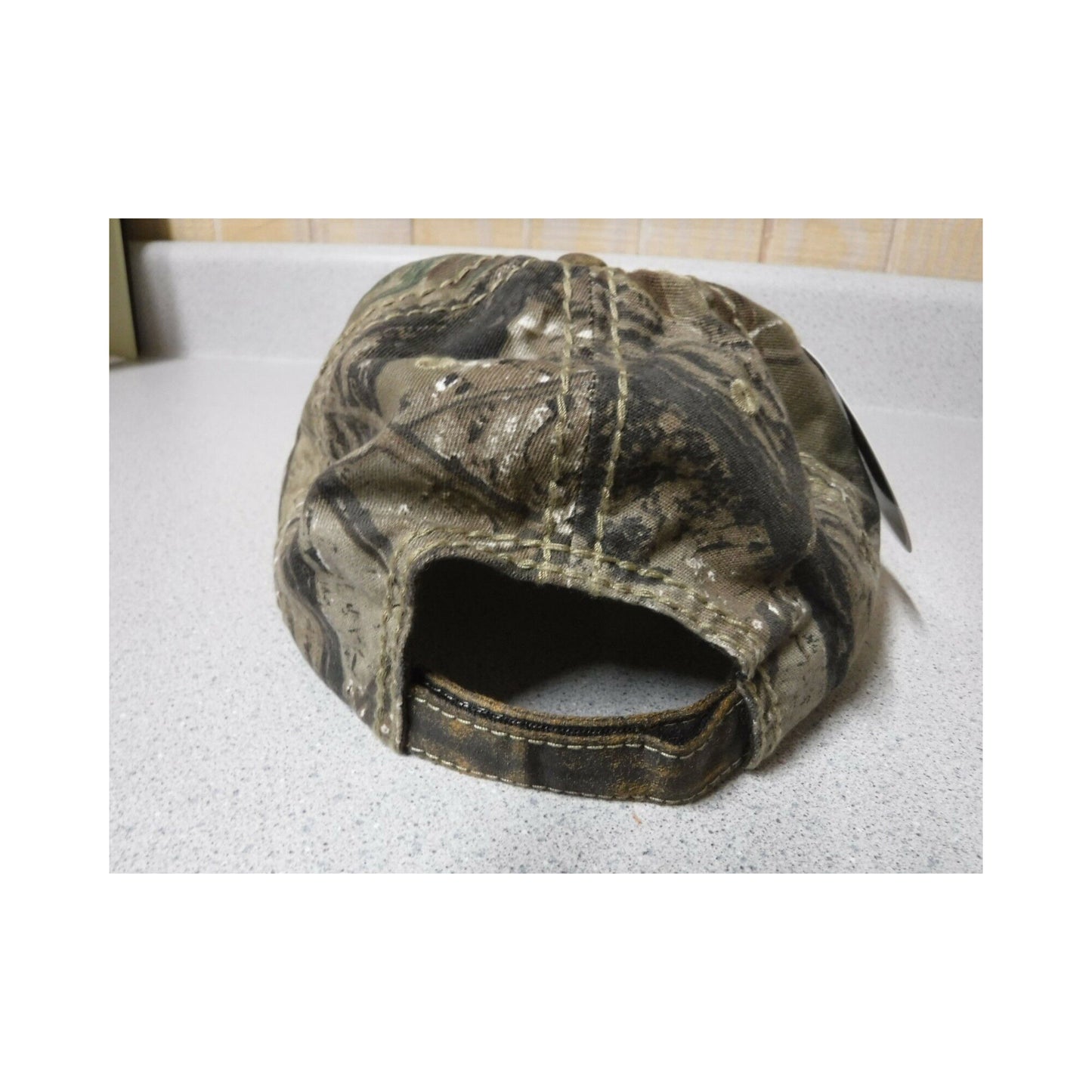 New Authentic MotorGuide Hat Faux Leather Camo/ Realtree Back