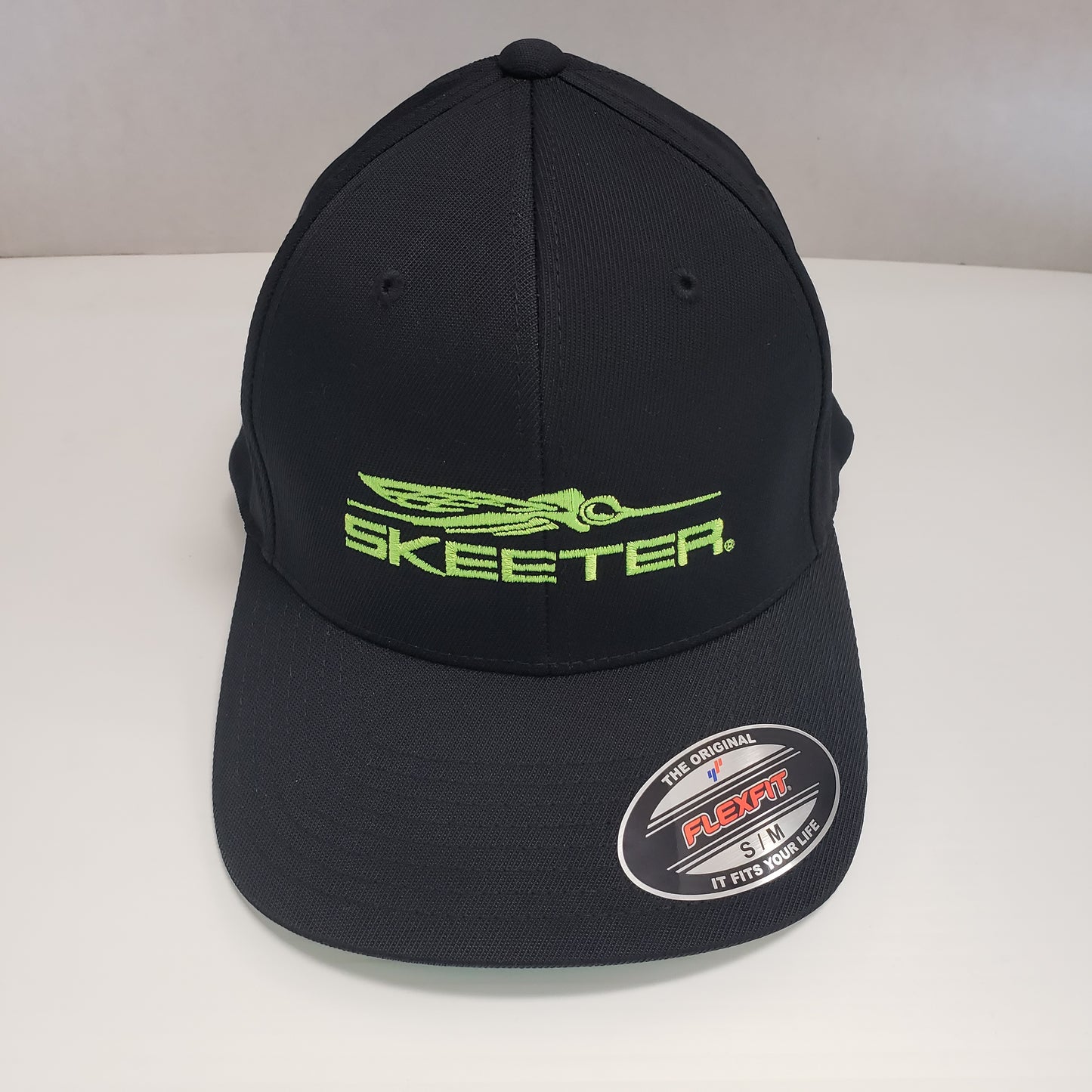 New Authentic Limited Edition Black/Neon logo Flex Fit Skeeter Hat