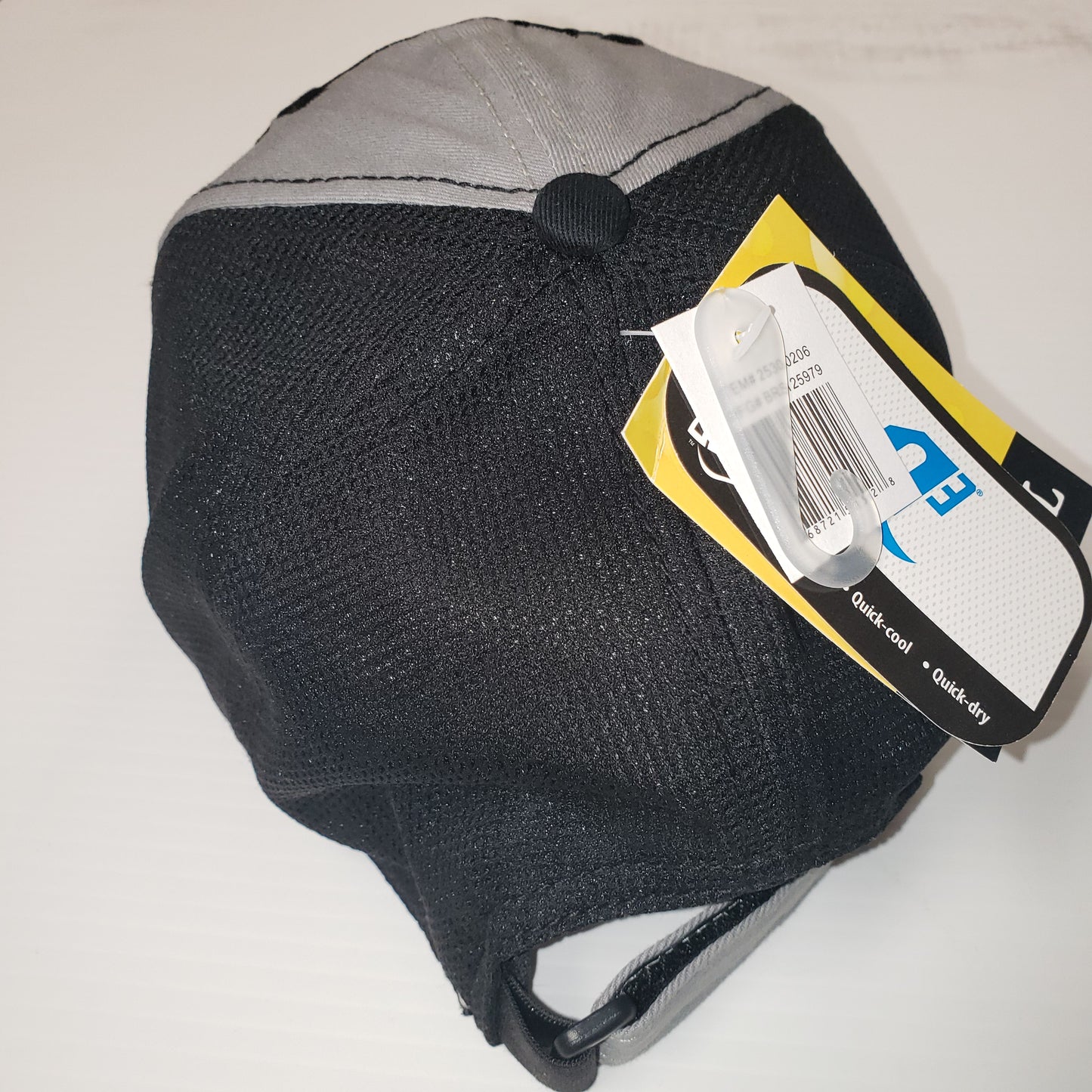 New Authetnic Calcutta Low Profile Hat Gray with Watermark Snook Black Mesh