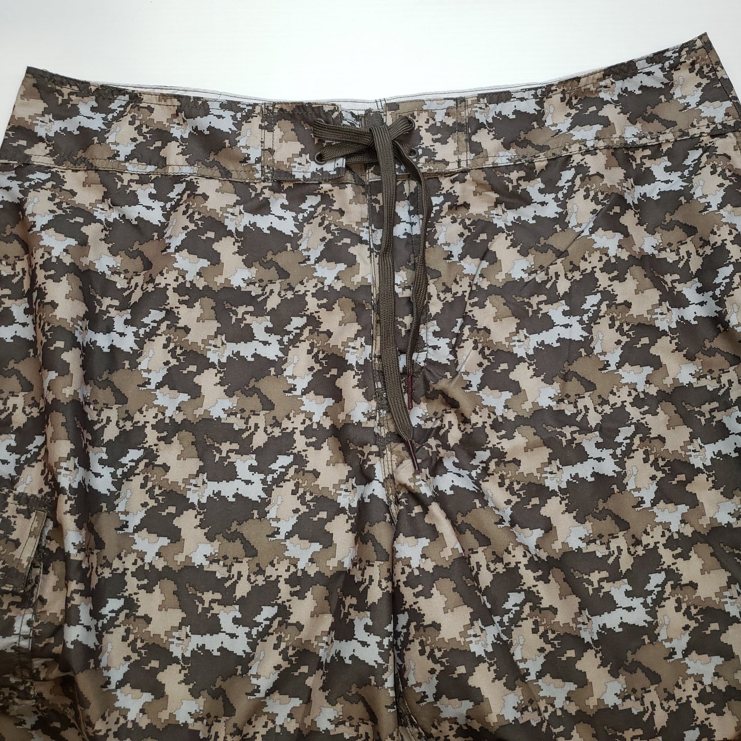 New Authentic Calcutta Board Shorts GREEN/CAMO 40