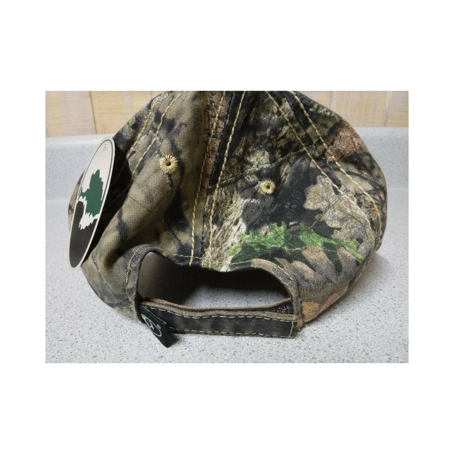 New Authentic Skeeter Richardson Hat  Faded Black/ Back Mossy Oak Camo