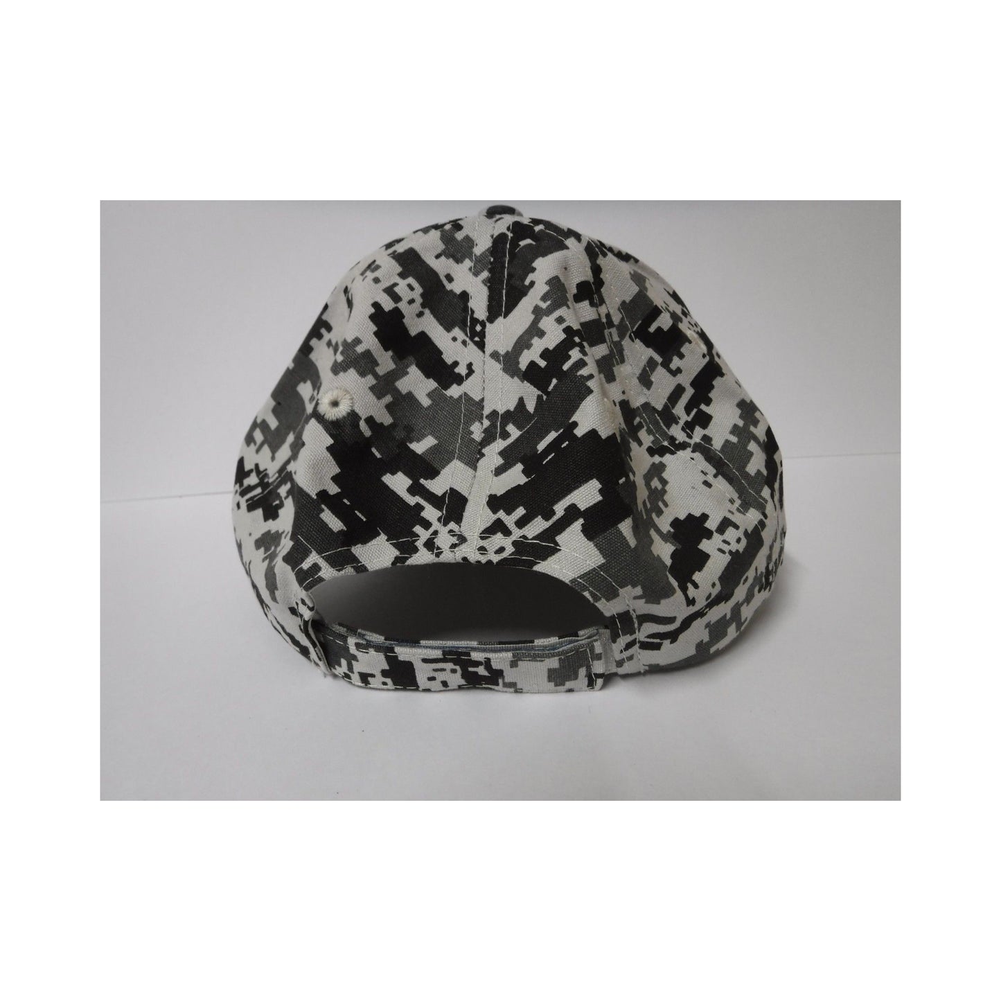 New Authentic Skeeter Richardson Hat  White/ Gray Snow Camo/ Black Square Patch